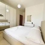 H-apartment 아파트 *
