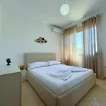 H-apartment 아파트
