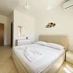 아파트 H-apartment *